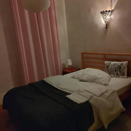 Pensión Ancienne Maison De Dans Le Quartier De France