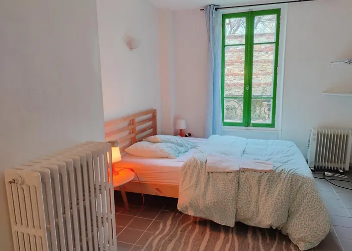 Ancienne Maison De Dans Le Quartier De France *